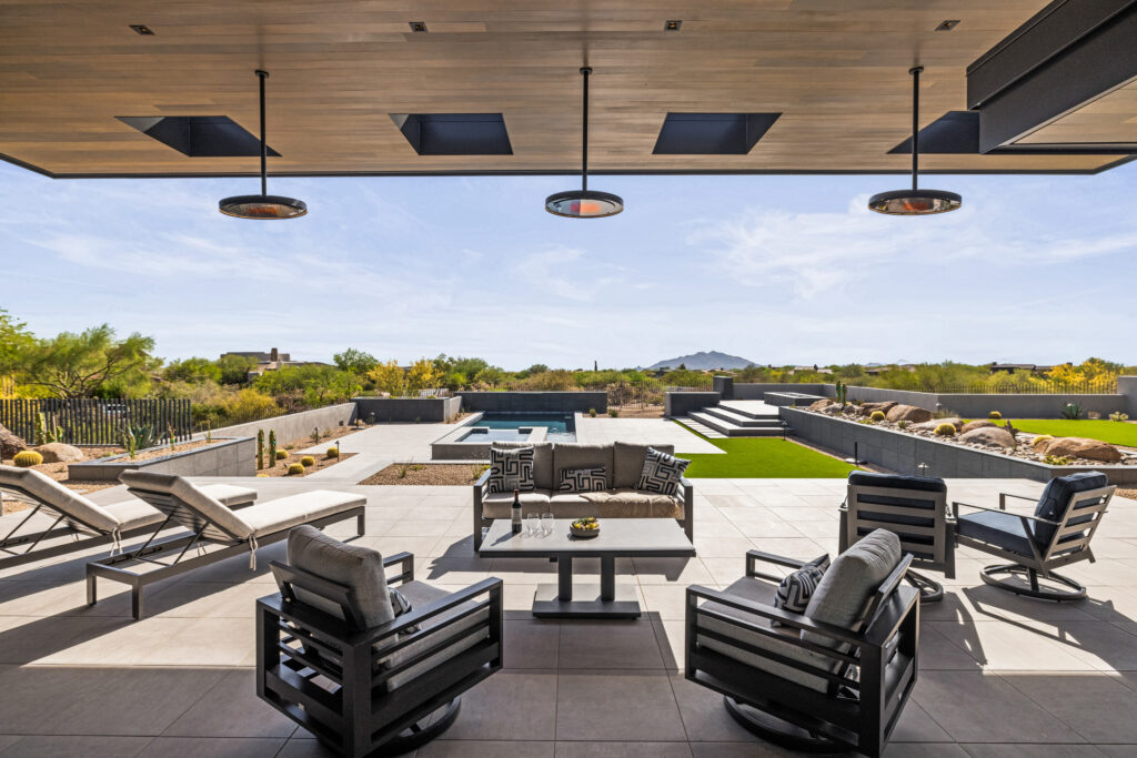 Eclipse Electric Outdoor Heater at the Scottsdale AFT – Bracket-2